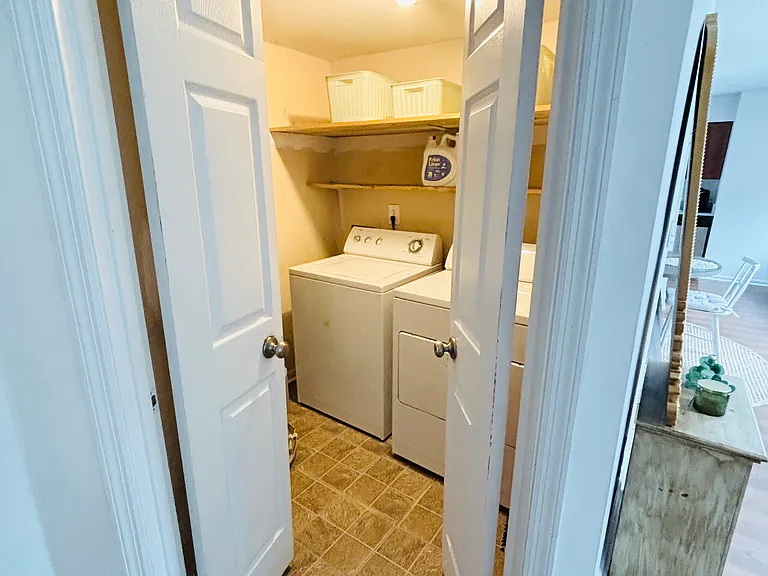 1038 Planters Pl — Photo 14