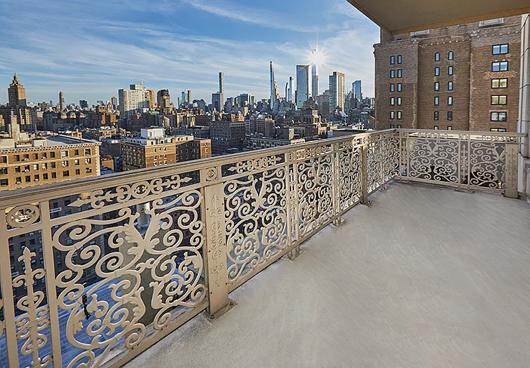 2150 Broadway #Penthouse 2b — Photo 9