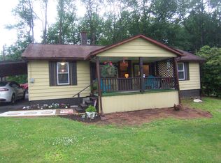 36 2nd St, Waterville, PA 17776