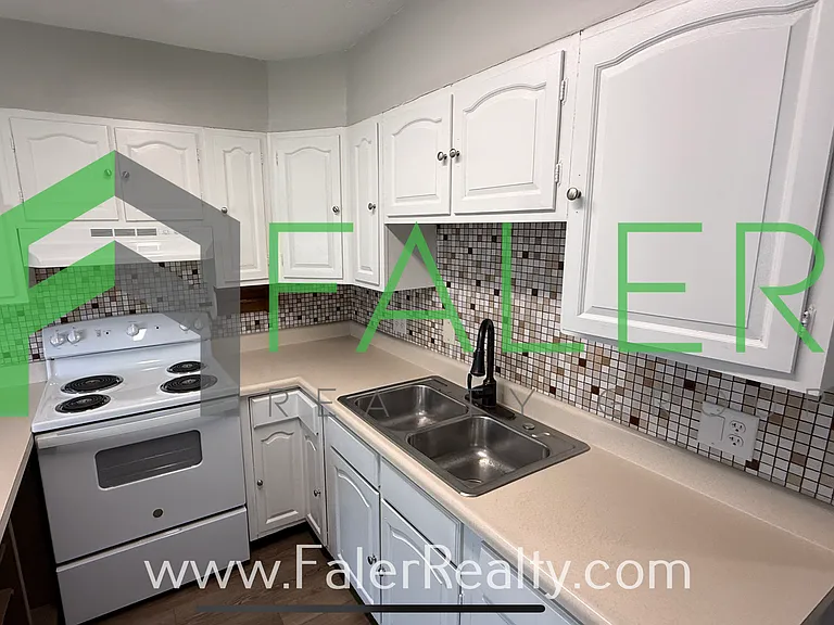 2724 Haig Ave — Photo 9