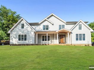 12 Rickland Rd, Old Tappan, NJ 07675