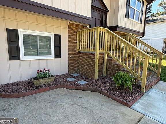 2nd image of 9292 Settlers Grove Rd