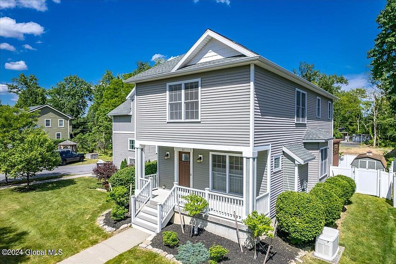 3rd image of 22 Doten Avenue