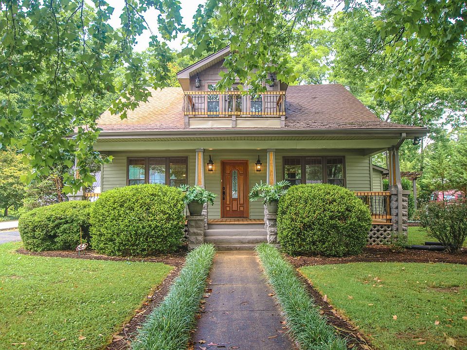 415 E Lincoln St, Tullahoma, TN 37388 MLS 2401474 Zillow