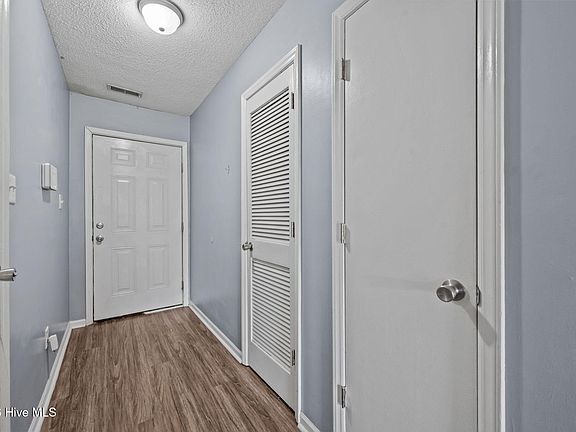5th image of 1102 Audrey Court