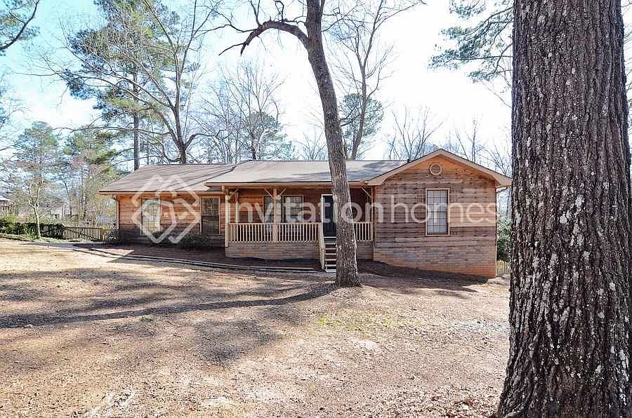 1st image of 6212 Shallowford Way