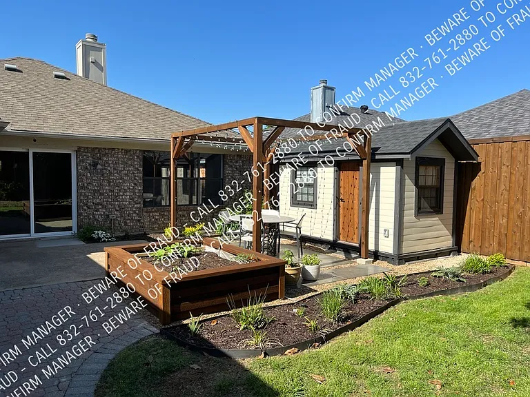 645 Thompson Dr — Photo 61