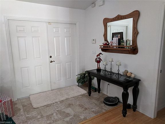 4th image of 918 Angelo Ave