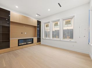 5115 Buxton St #3, Burnaby, BC