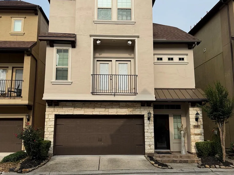 2847 Kings Retreat Cir