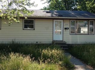 508 N 2nd St, Watseka, IL 60970
