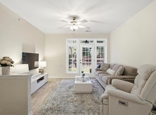 512 Weather Ridge Ln, Cary, NC 27513