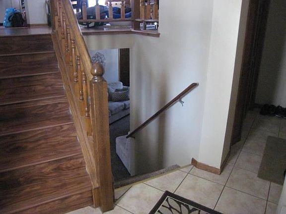 2nd image of 406 Willow Creek Dr