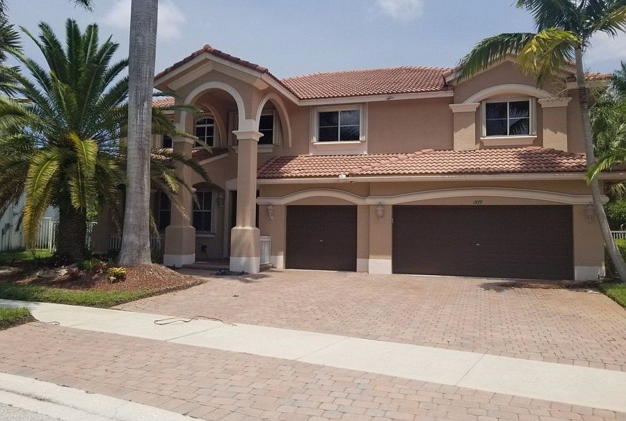 1st image of 1879 Hidden Trail Ln