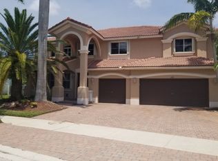 1879 Hidden Trail Ln, Weston, FL 33327