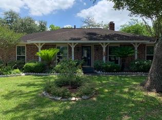 5007 Encino Ct, Friendswood, TX 77546