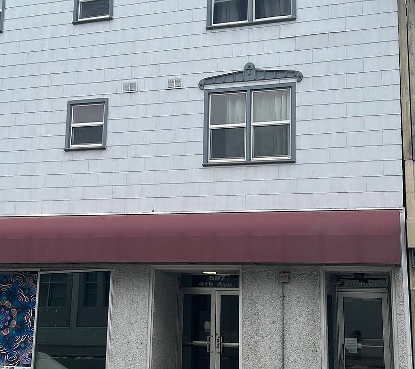 1st image of 400 Cushman St #9