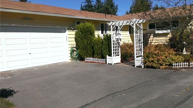 1st image of 20224 Greenwood Ave N