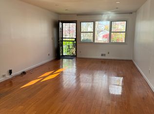 21 Blueberry Ln FLOOR 1, Staten Island, NY 10312