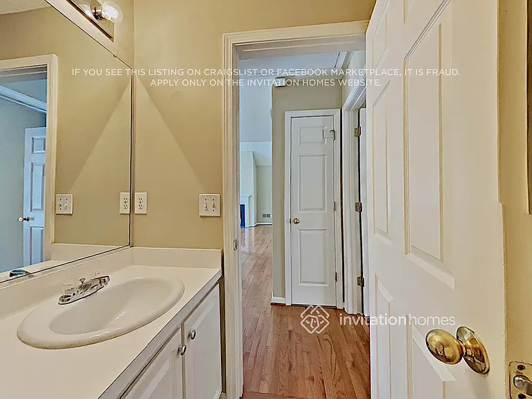 5750 Newnan Cir — Photo 17
