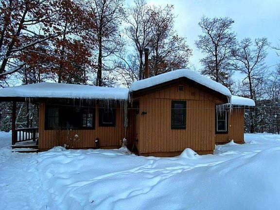2nd image of 1330 Riverview Dr