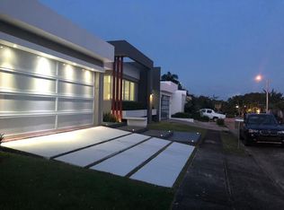 212 Calle Rey Eduardo, Guaynabo, PR 00969