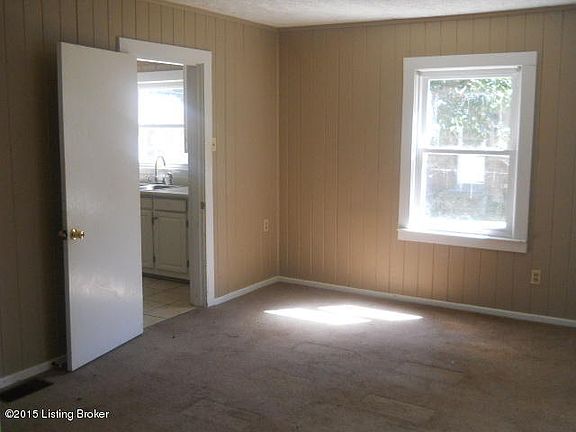 3rd image of 2228 McConnell Ave