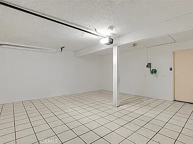 11107 Arminta St — Photo 22
