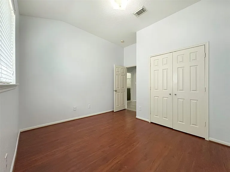 2910 Lemmingham Dr — Photo 16
