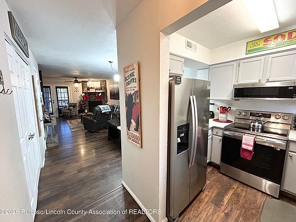 4th image of 604 White Mountain Dr Unit 104