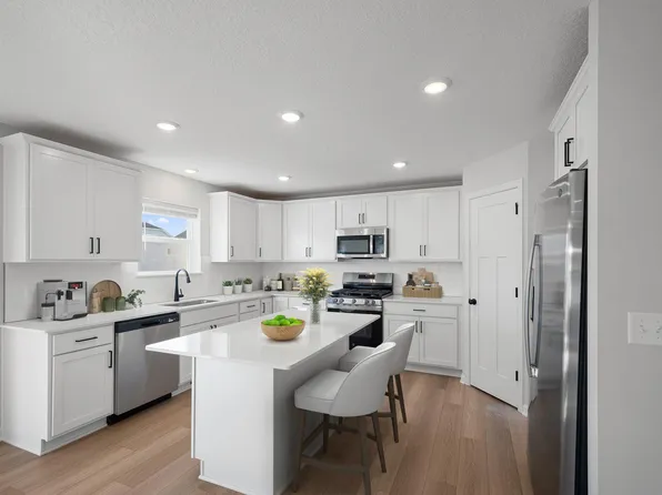 10419 Glenbrook Ave S, Cottage Grove, MN 55016