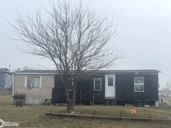 307 S Lafayette St, Corydon, IA 50060