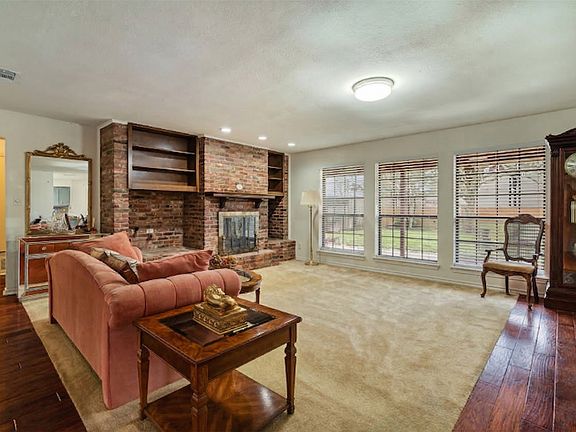 2nd image of 1920 Tudor St