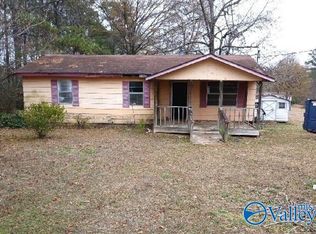 1205 Egg And Butter Rd, Columbiana, AL 35051