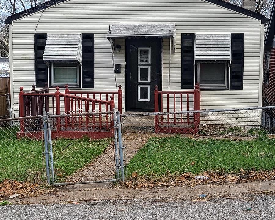 1st image of 1214 Iona Ave