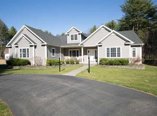 3 Wellington Ct, Saratoga Springs, NY 12866