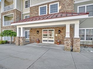 111 N Branch River Rd #111, Somerville, NJ 08876