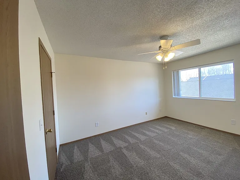 East Gate Estates — Photo 21