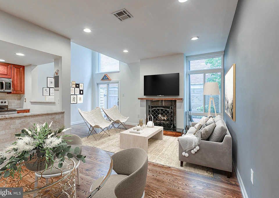 1st image of 105 Lombard St #A
