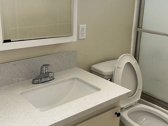 5th image of 7271 Wyoming St #1