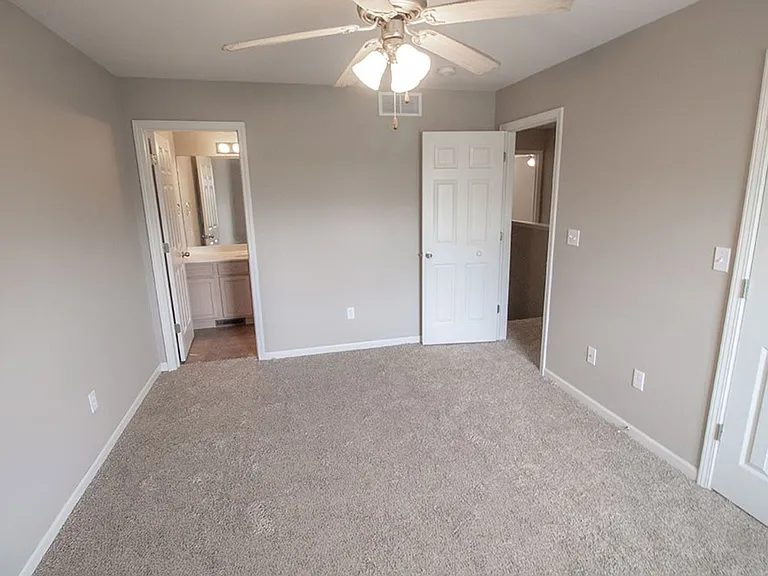 4014 Snowy Owl Dr — Photo 18