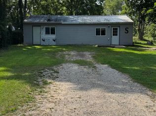 12116 Black Creek St, Gowen, MI 49326