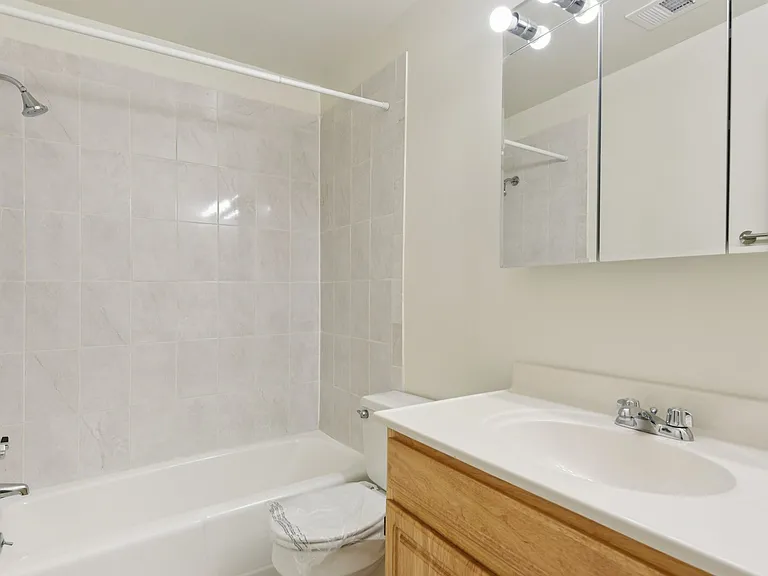 Howard Hills Rental Townhomes and Duplexes — Photo 135