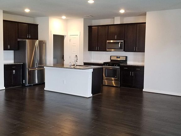 2nd image of 17120 Casanova Ave