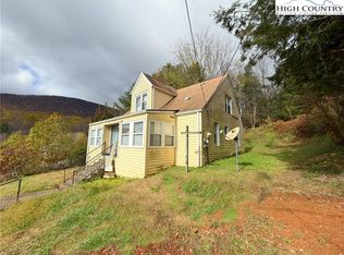 11 E Seventh Street, West Jefferson, NC 28694