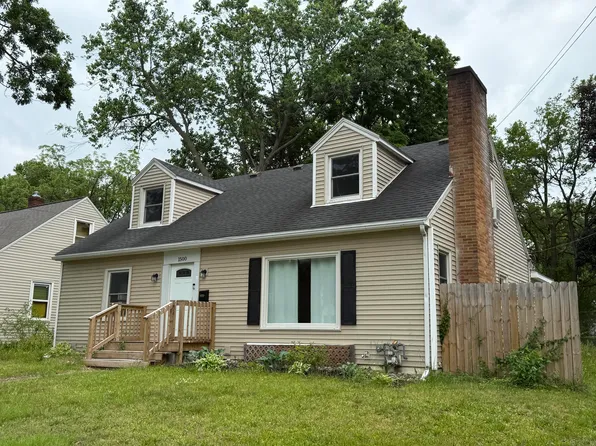 1500 Burton St SE, Grand Rapids, MI 49507