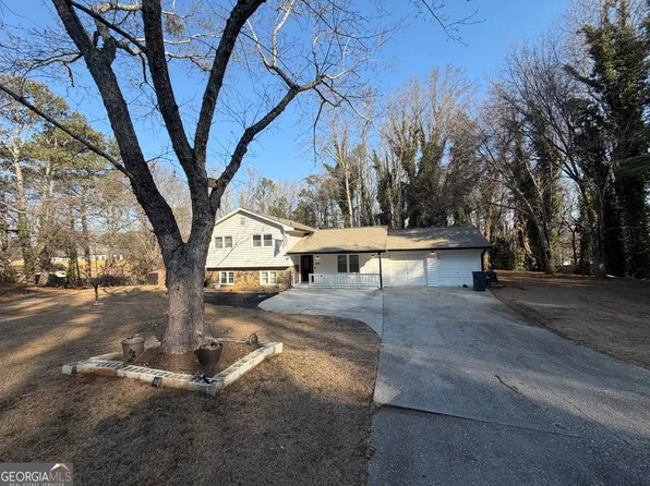 1667 Lake Louella Rd, Suwanee, GA 30024