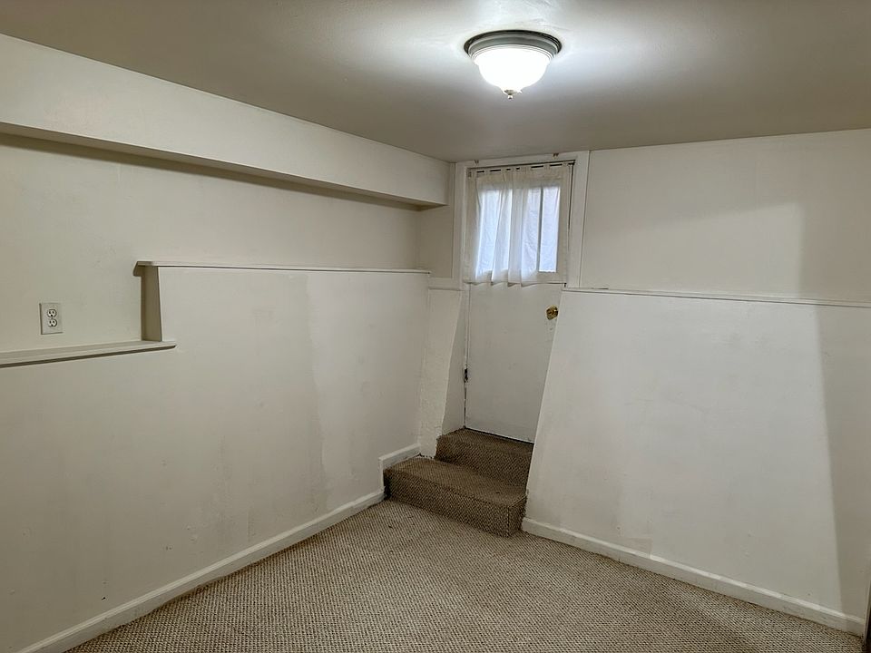 Bedroom #1. Door leads to backyard