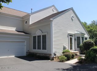 26 Maidenhead Rd, Princeton, NJ 08540