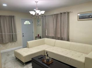 457 NE 140th St #1, Miami, FL 33161